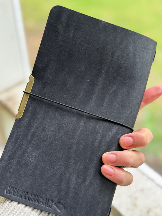 Standard Traveler's Notebook, Pueblo Black