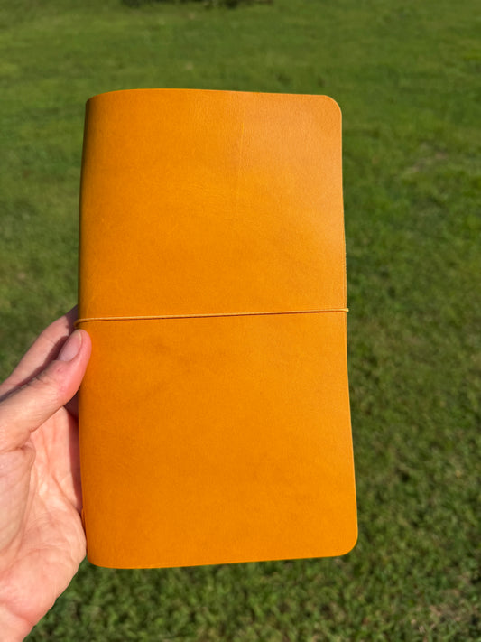 Traveler's Notebook, Minerva Smooth, Yellow