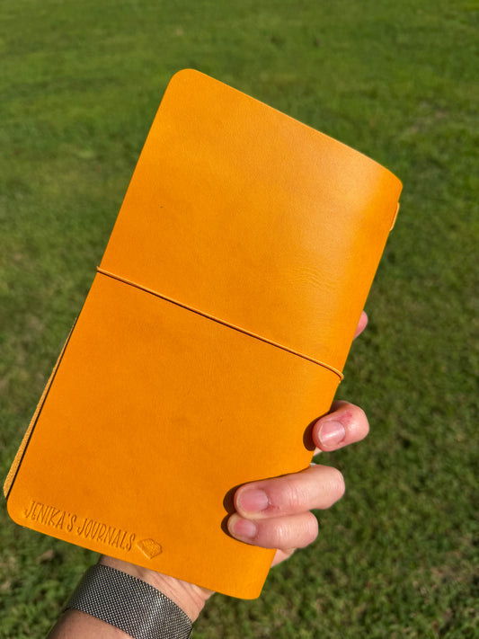 Traveler's Notebook, Minerva Smooth, Yellow