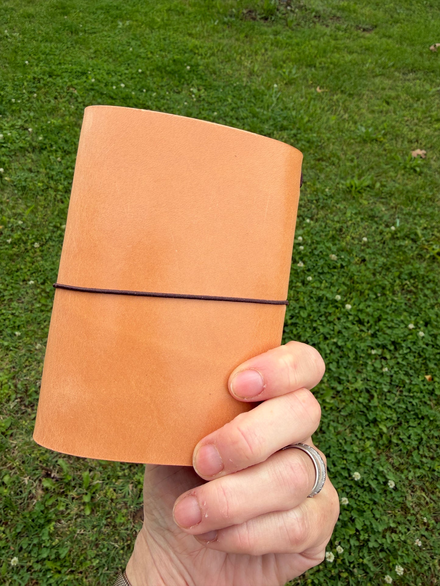 Passport Trifold Traveler's Notebook, Toasted Marshmallow